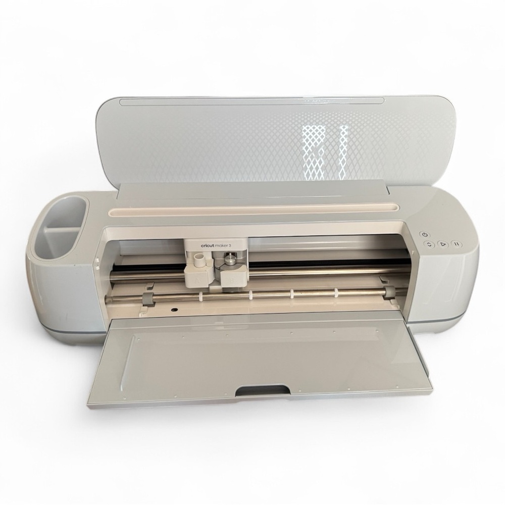 Cricut Maker 3 in Elegant Gray